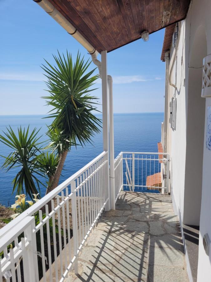 Villa Delle Ginestre - sea view Praiano Esterno foto